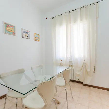 Ca' Lea - 10 Minuti From & Free Parking Apartamento